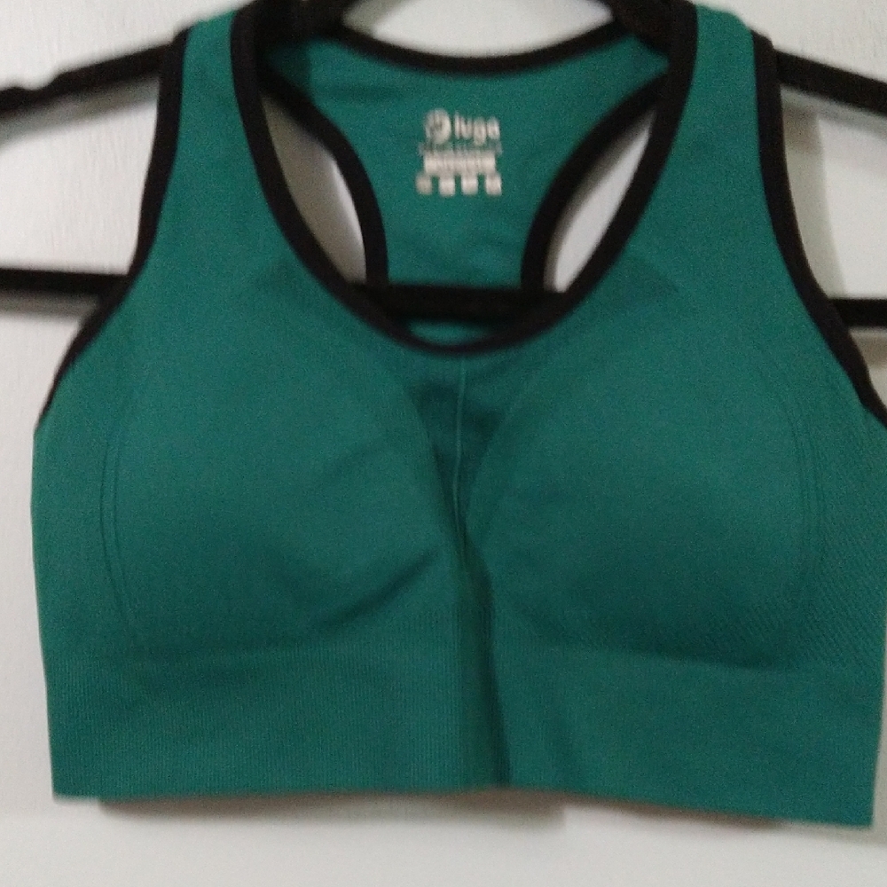 Iuga Green Pull Over Support Sports Bra W/Removable Pads Size M #1241
